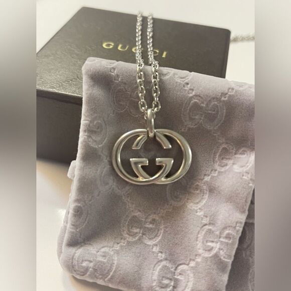 Gucci Interlocking G Pendant Necklace in Sterling Silver with Box & Pouch - Picture 5 of 5